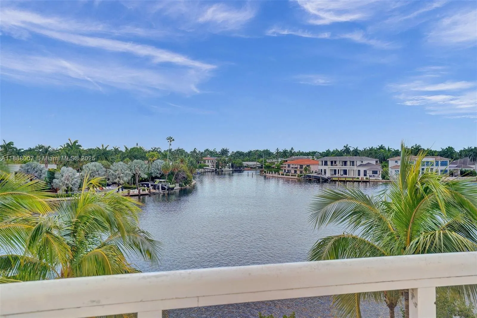 20185 E Country Club Dr, #1409