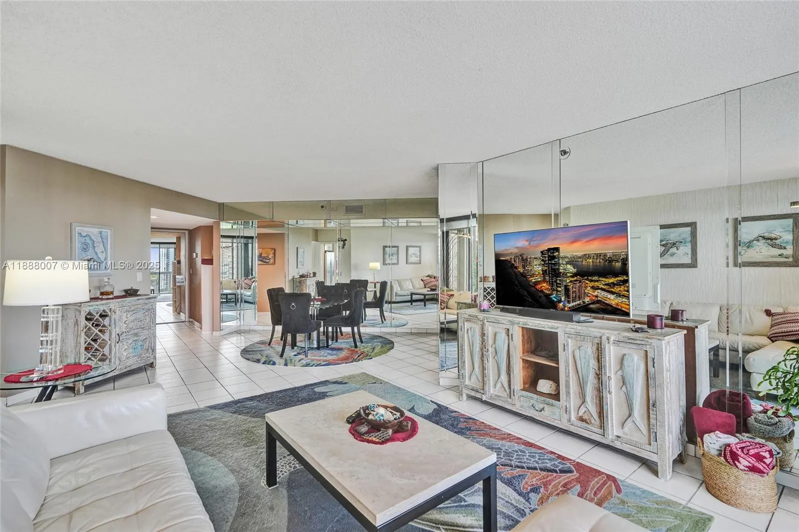 20185 E Country Club Dr, #1409