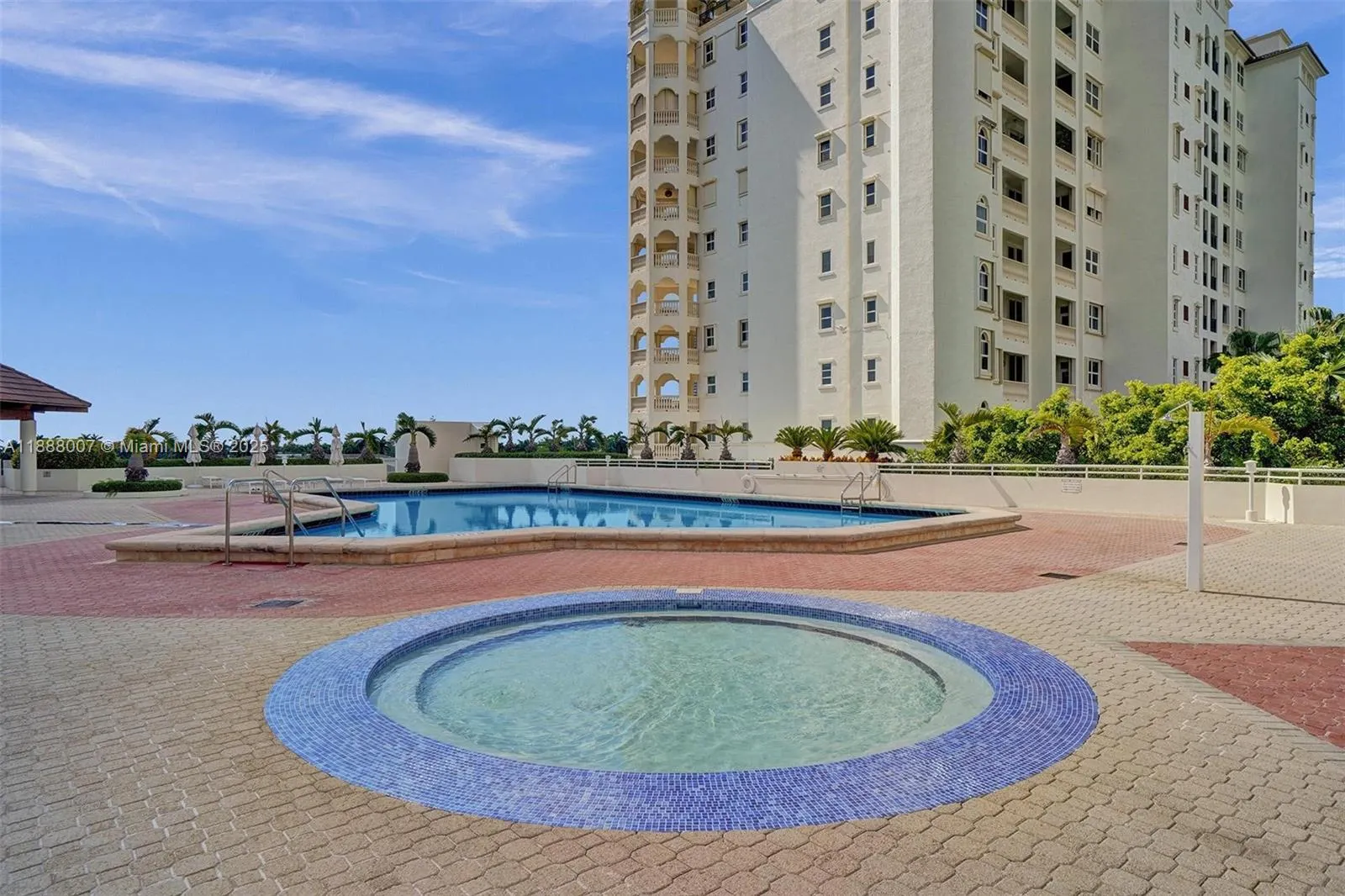 20185 E Country Club Dr, #1409