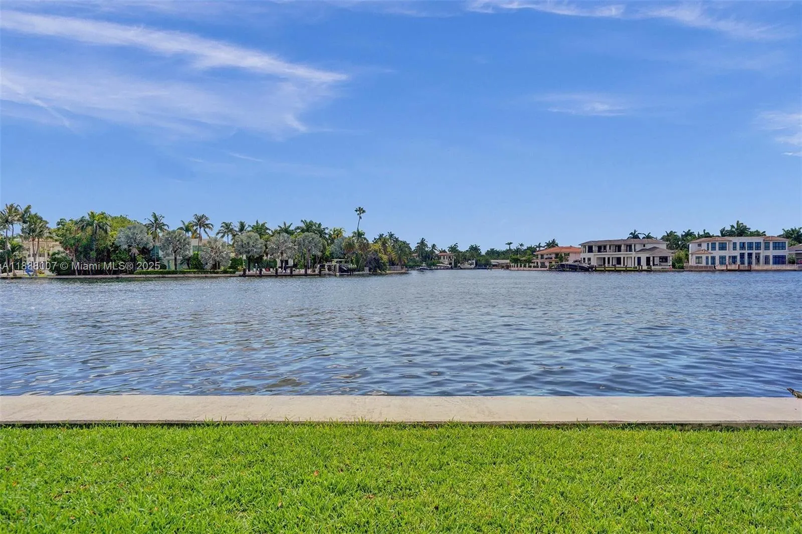 20185 E Country Club Dr, #1409