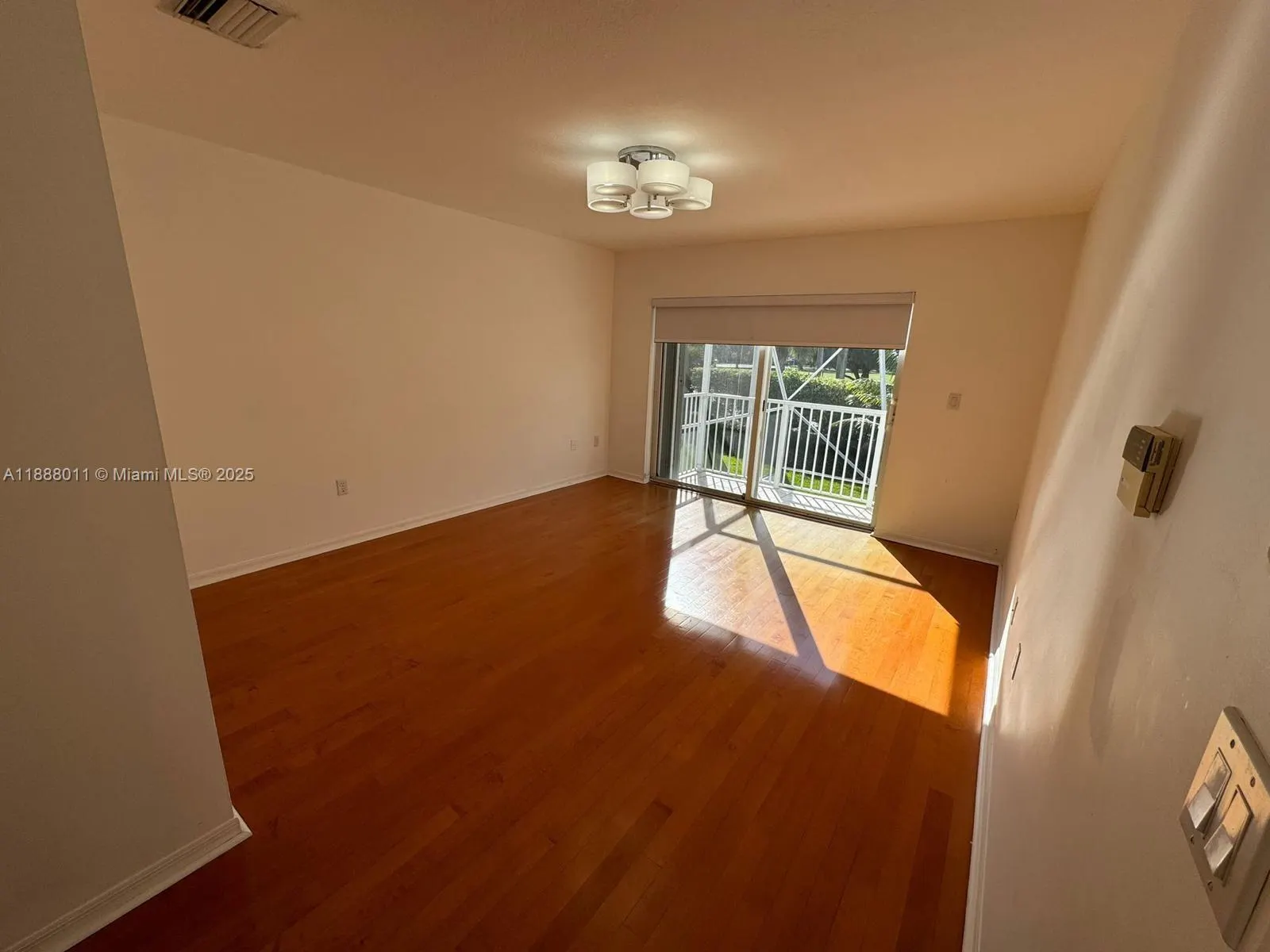 6444 NW 109th Ave