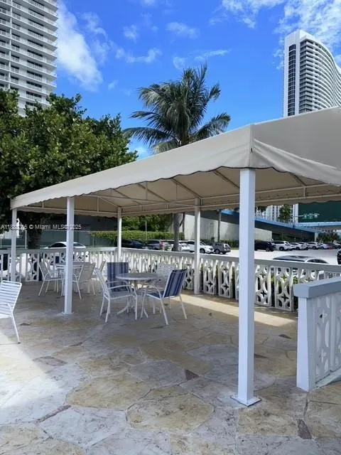1801 S Ocean Dr, #541