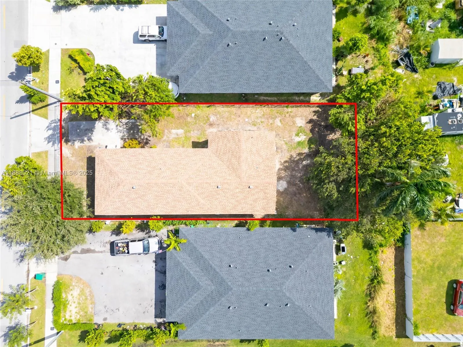 667 NW 14th St