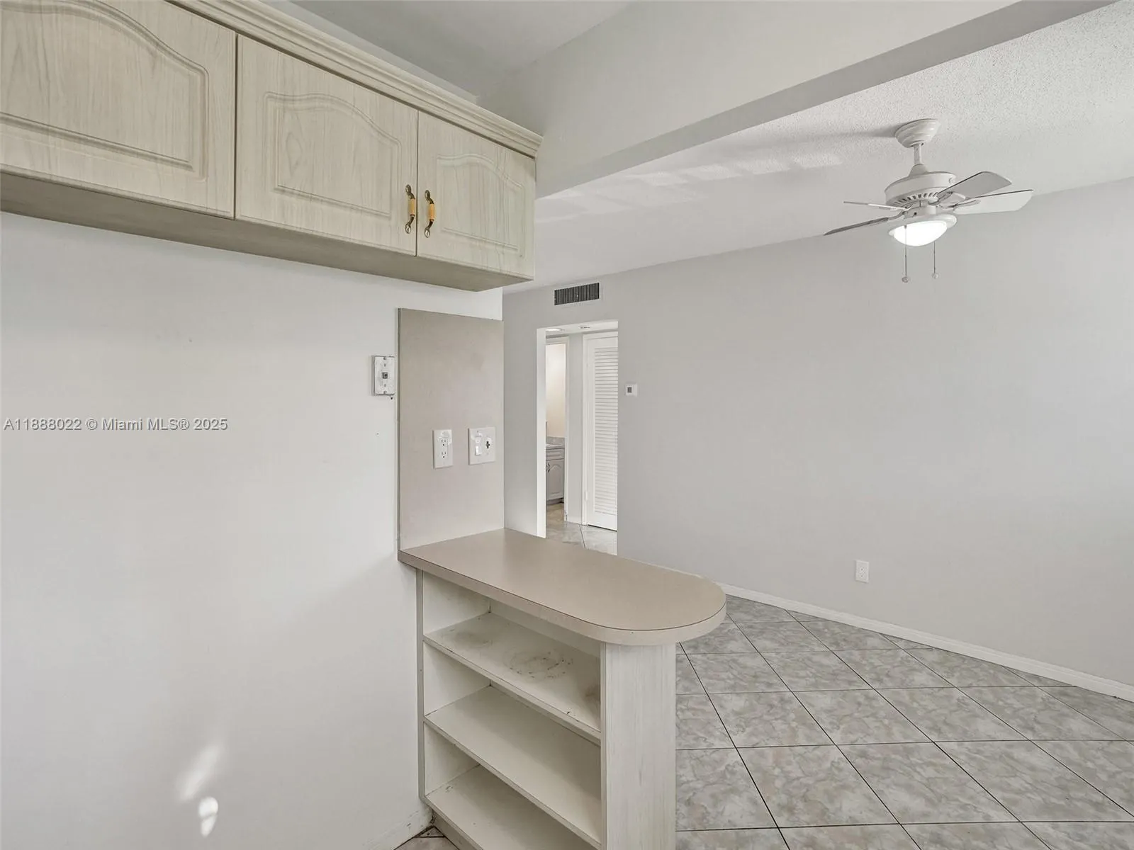 5112 Hollywood Blvd, #7