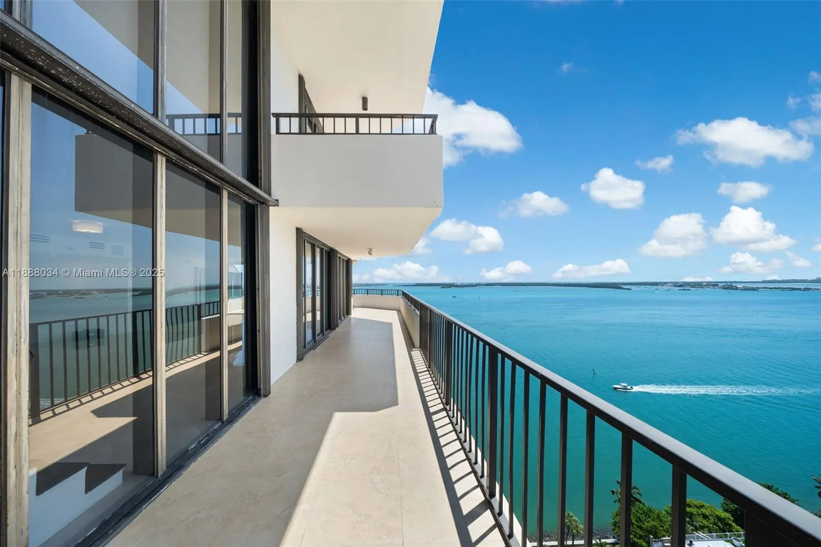 520 Brickell Key Drive, #UPH-03