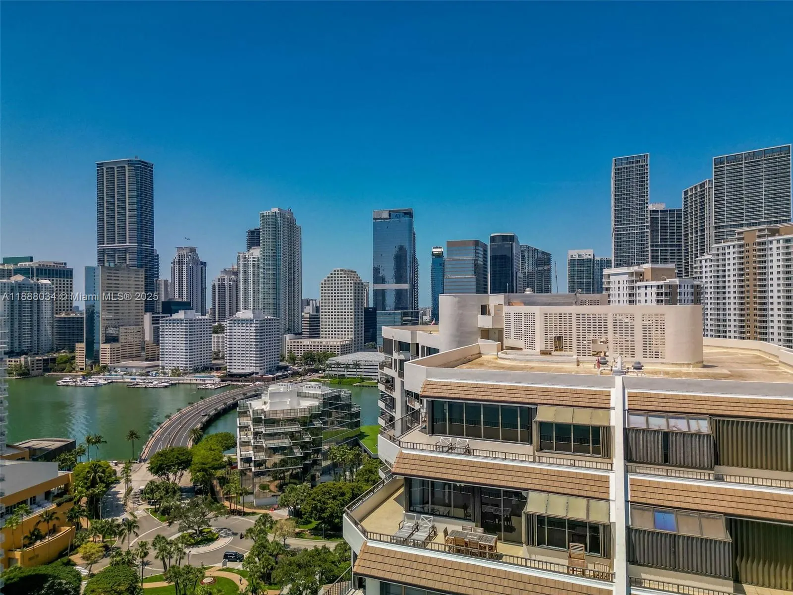520 Brickell Key Drive, #UPH-03