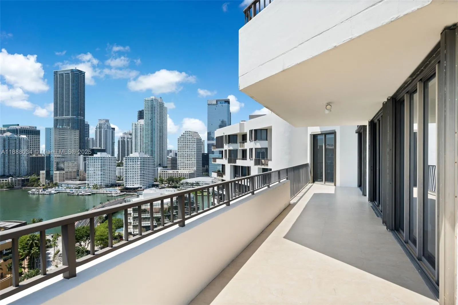 520 Brickell Key Drive, #UPH-03