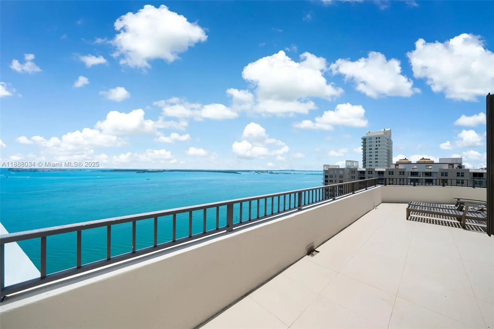 520 Brickell Key Drive, #UPH-03