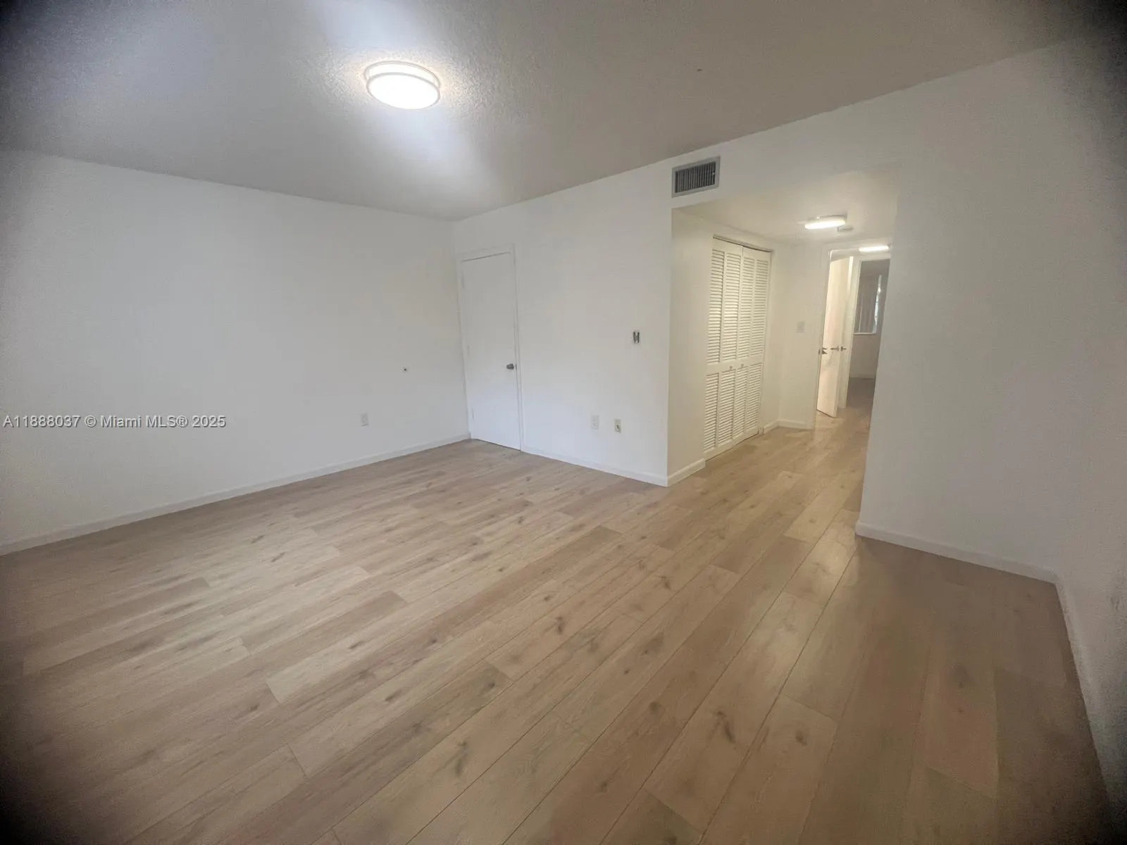 8900 Collins Ave, #203