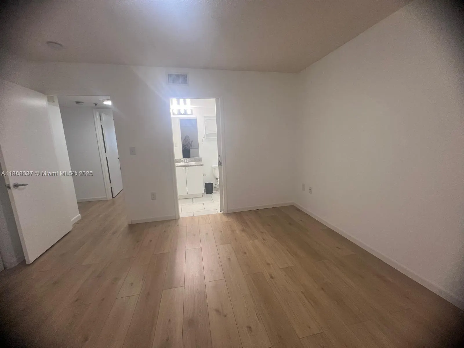 8900 Collins Ave, #203