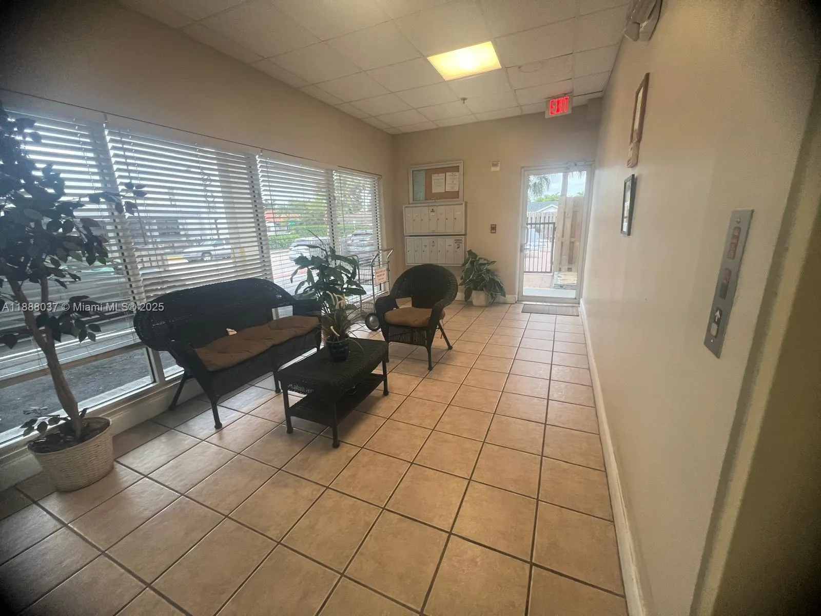 8900 Collins Ave, #203
