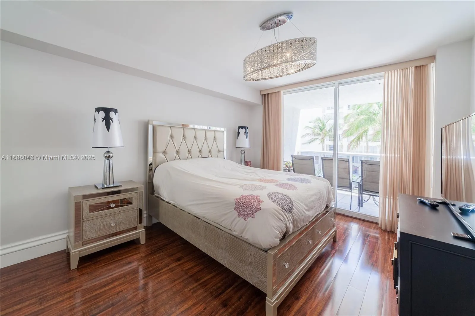 16711 Collins Ave, #303