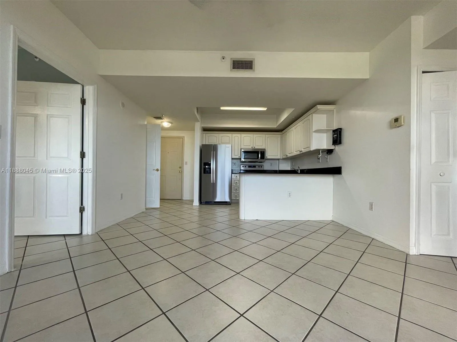 3500 Coral Way, #813