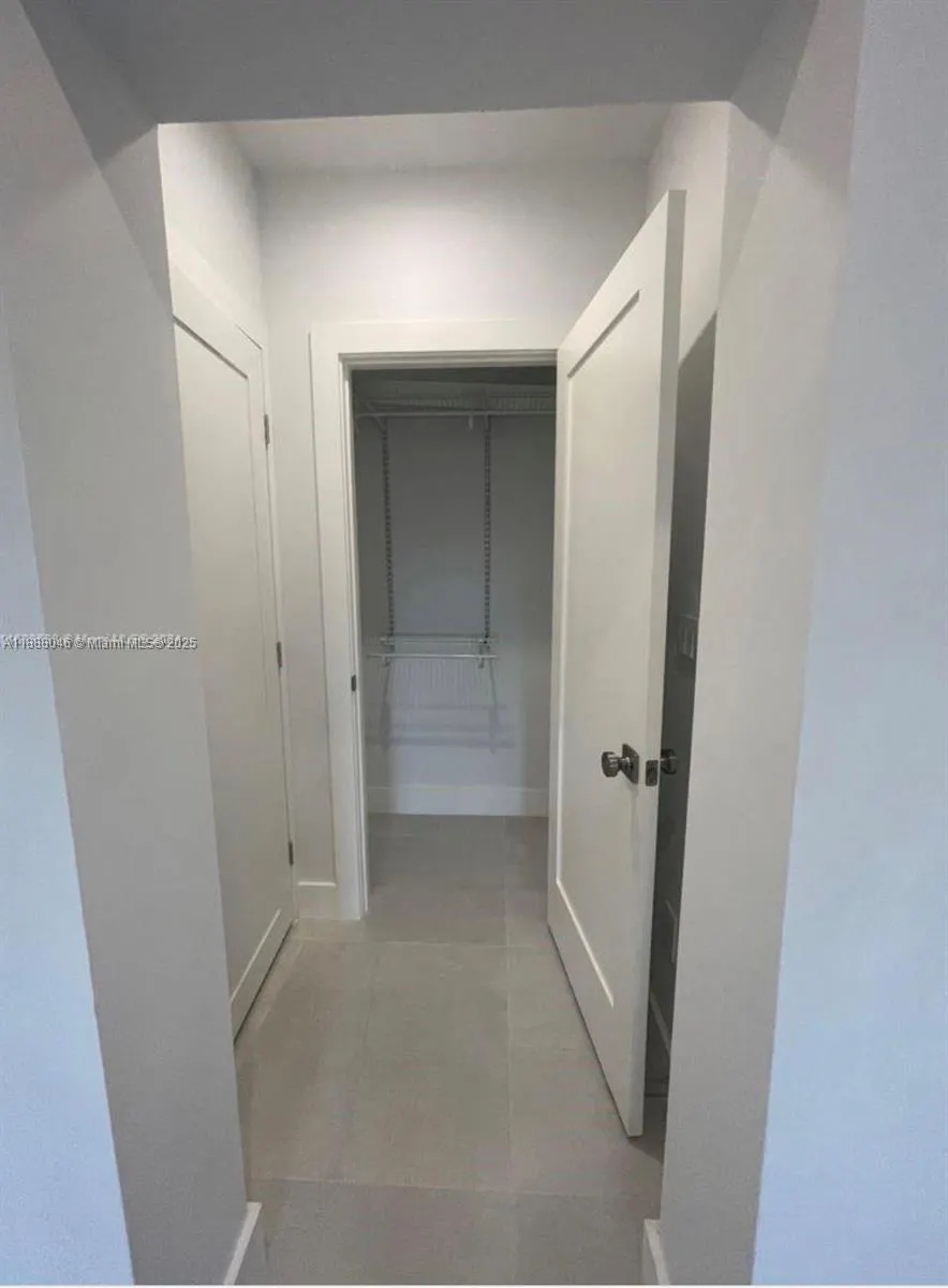 6329 SW 23rd St, #6329