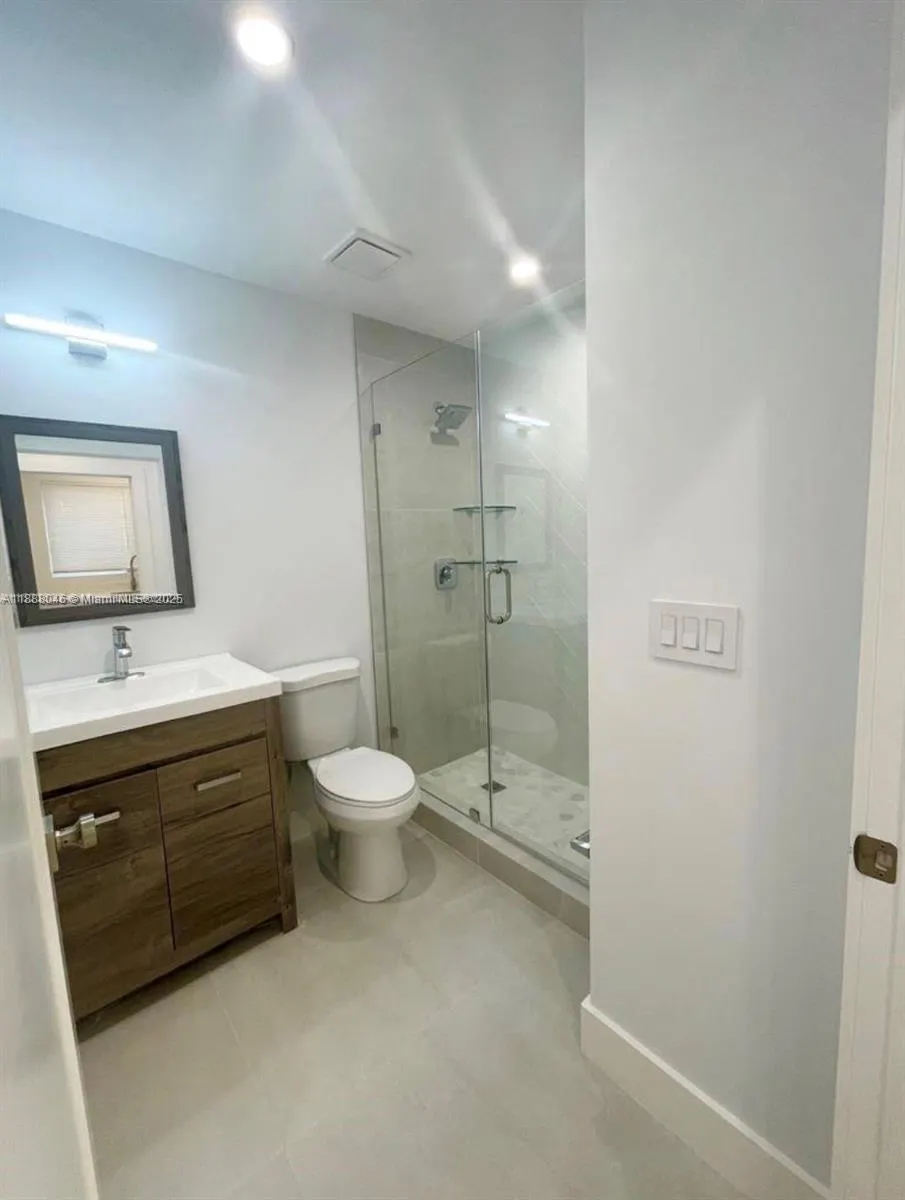 6329 SW 23rd St, #6329