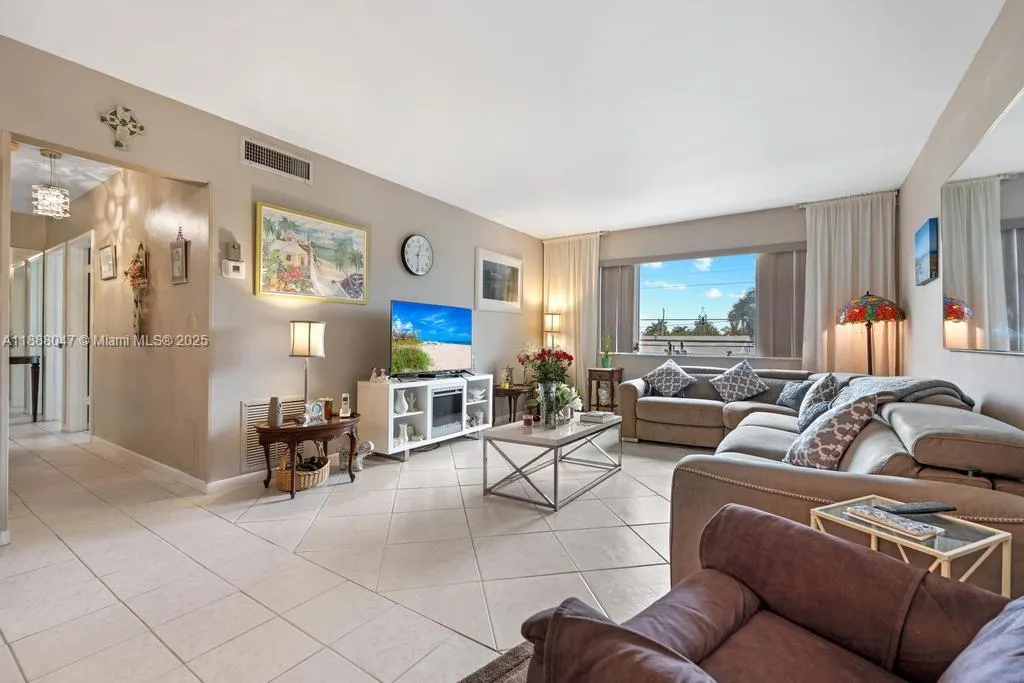 400 S Cypress Rd, #424