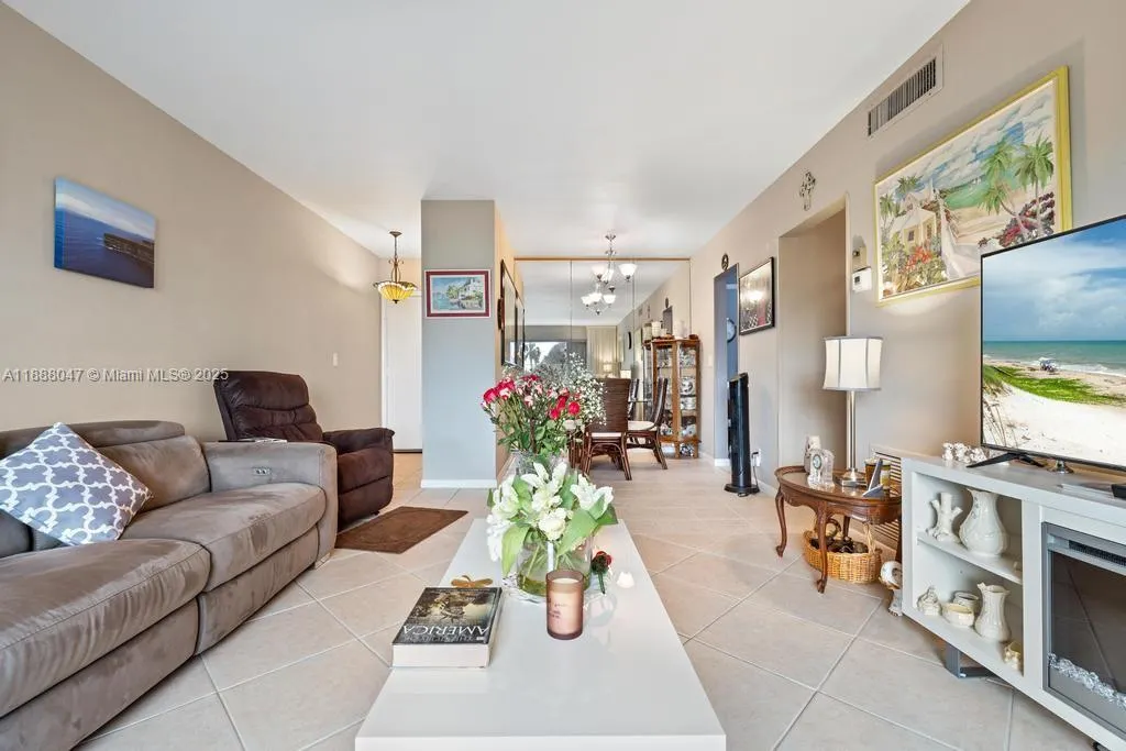 400 S Cypress Rd, #424