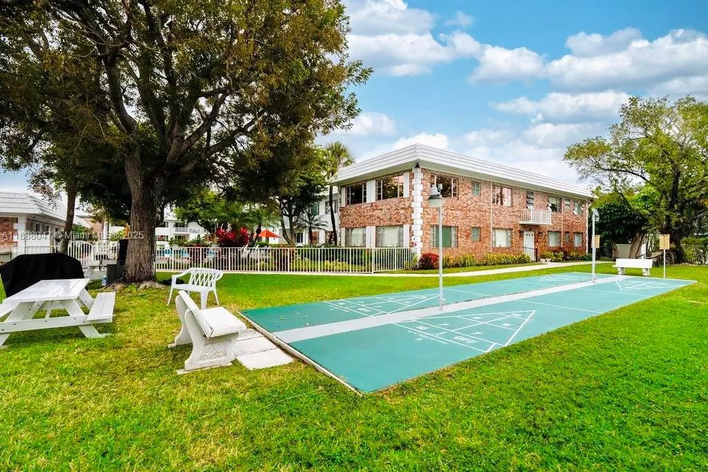 400 S Cypress Rd, #424