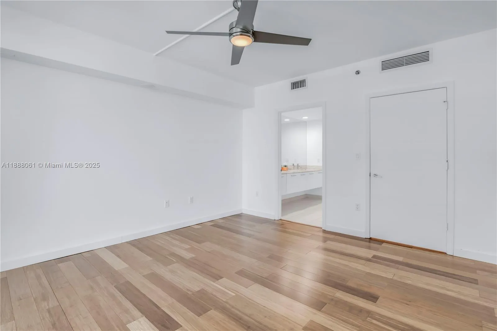 55 SE 6th St, #3503