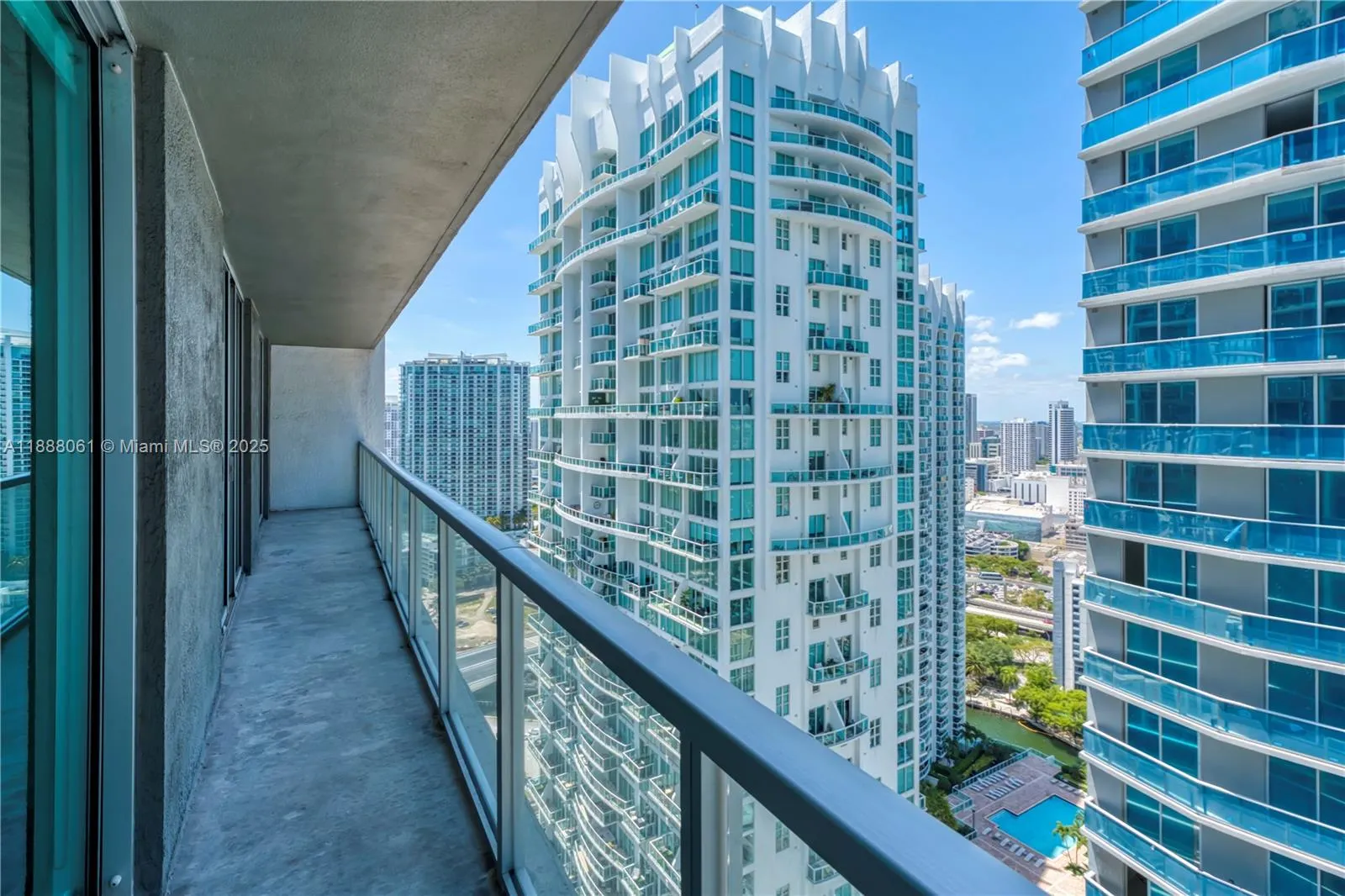 55 SE 6th St, #3503