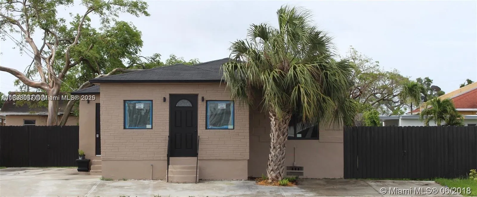 107 W Pembroke Rd