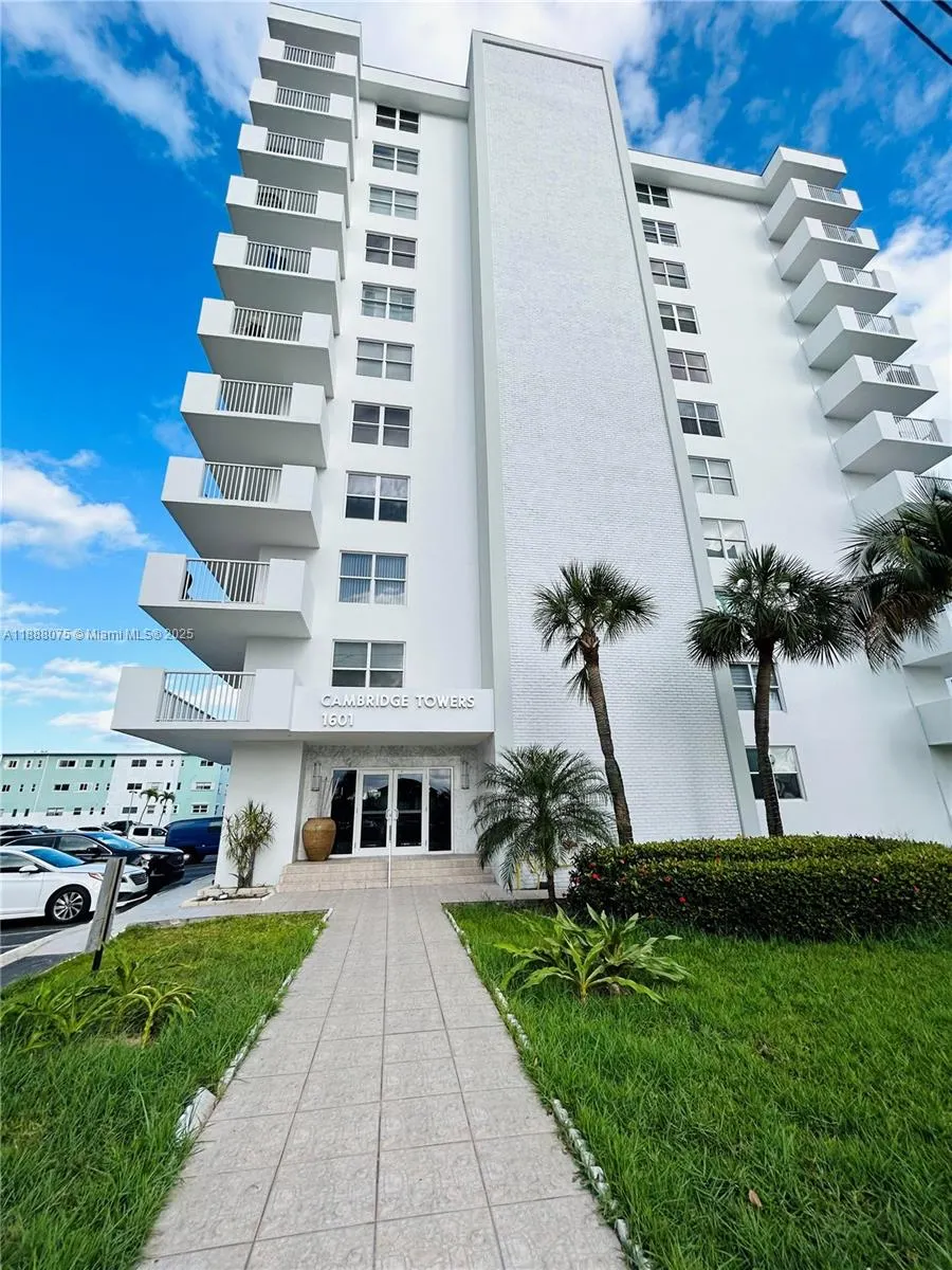 1601 S Ocean Dr, #504