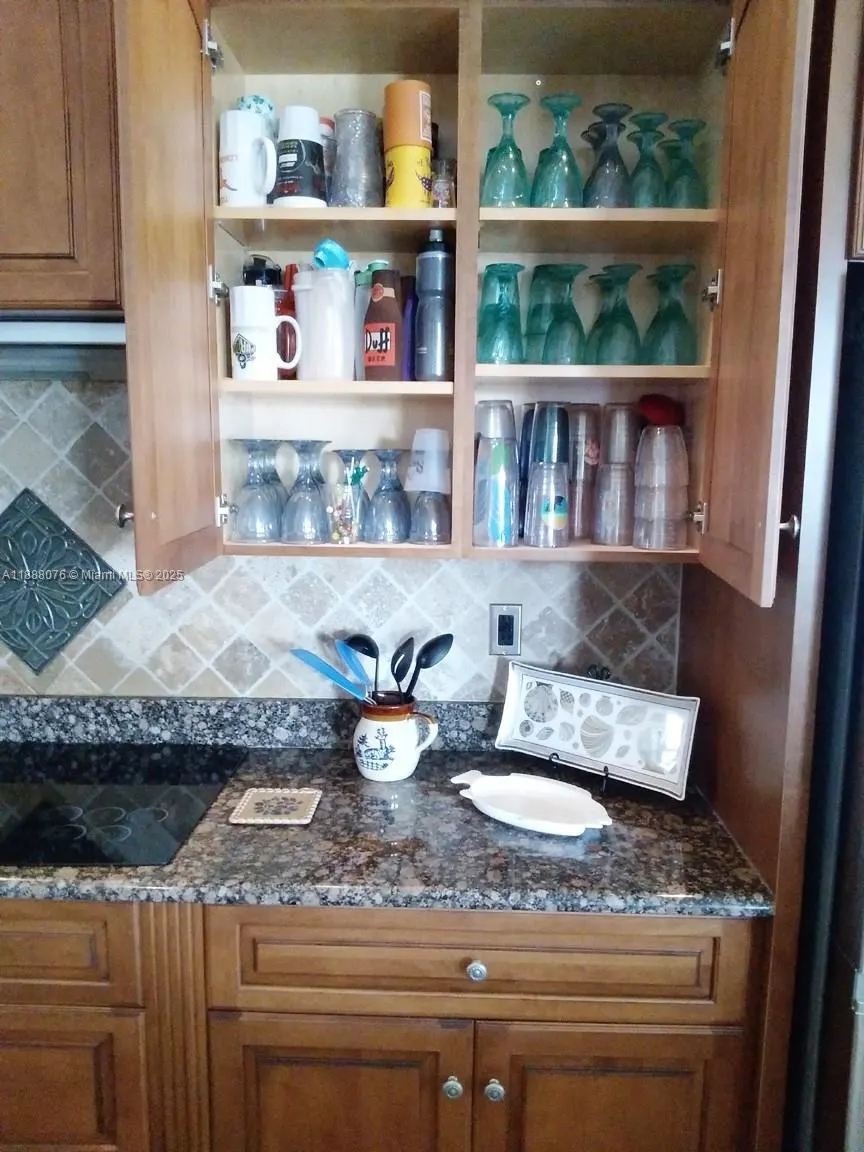 1442 SW 54th Terrace