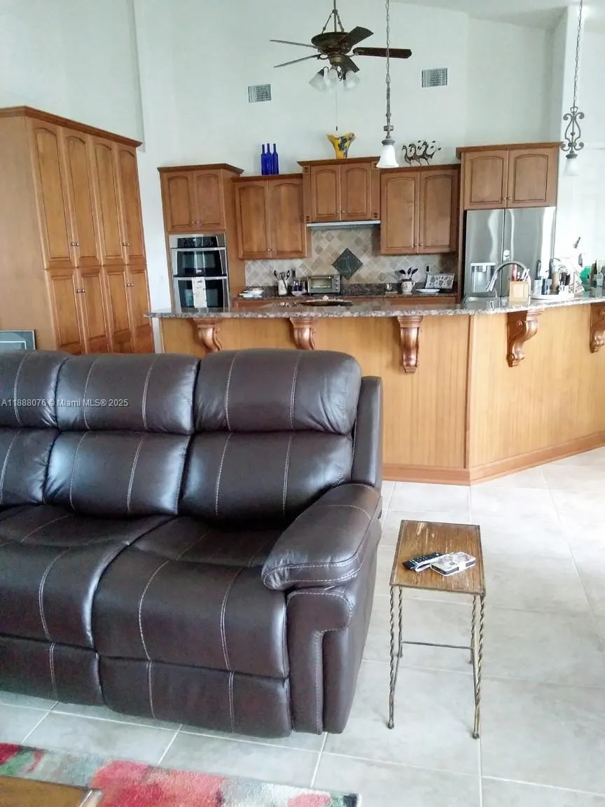 1442 SW 54th Terrace