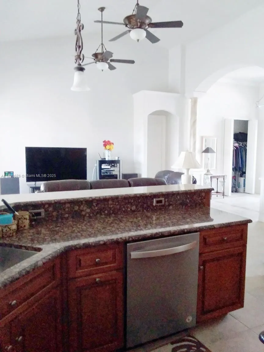 1442 SW 54th Terrace