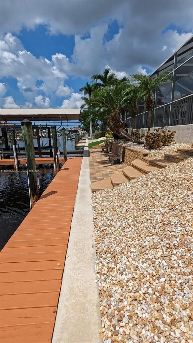 1442 SW 54th Terrace