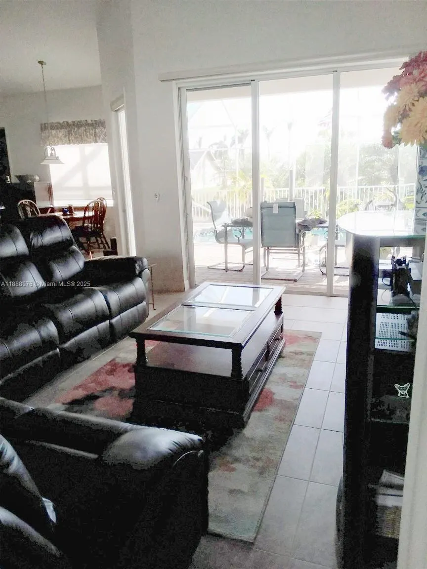 1442 SW 54th Terrace