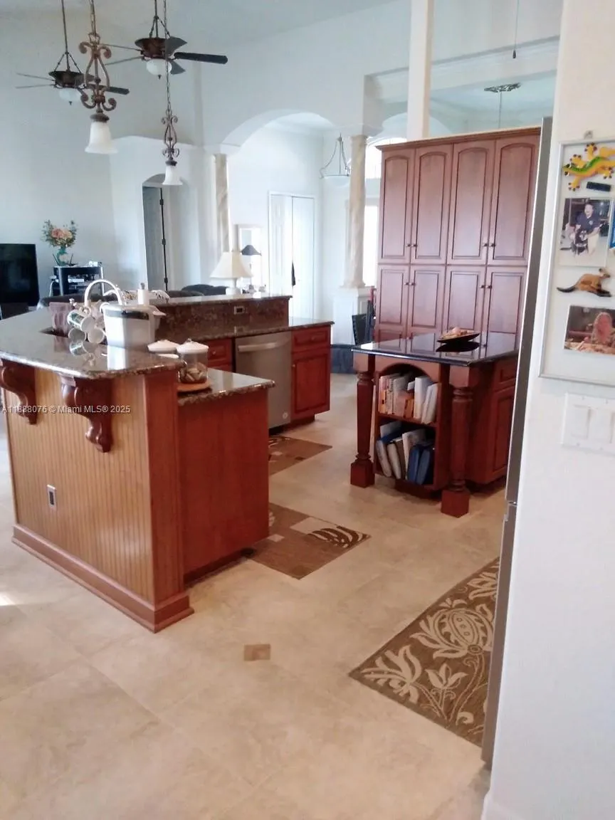 1442 SW 54th Terrace