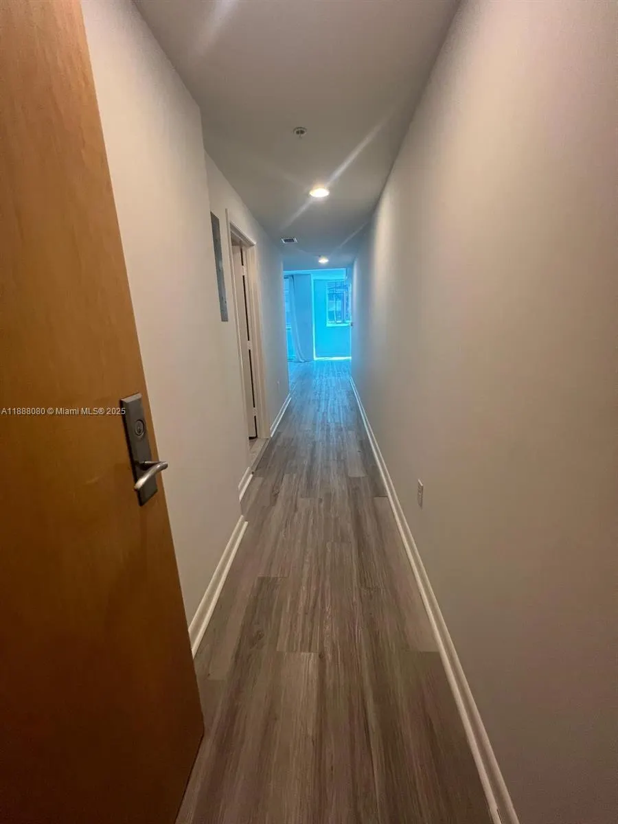 244 Biscayne Blvd, #608