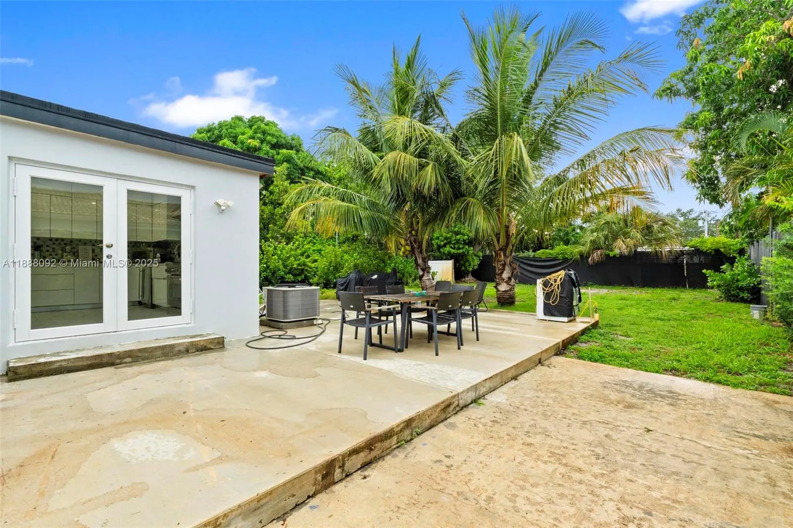 420 NW 44th Ave
