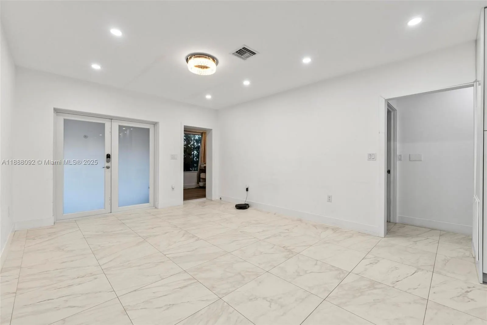 420 NW 44th Ave