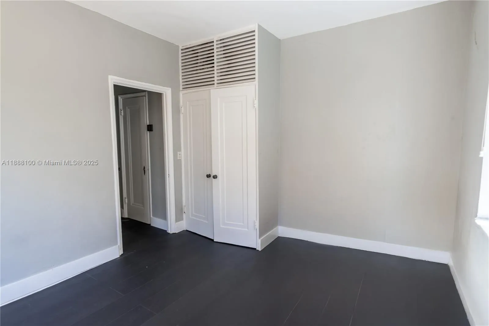 846 Jefferson Ave, #4