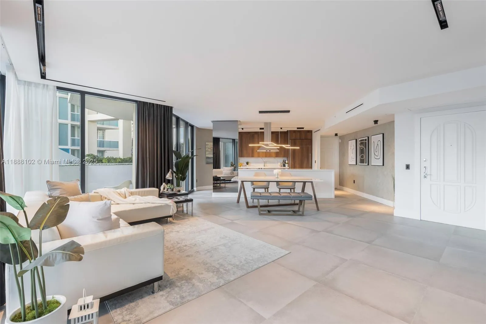 3370 Hidden Bay Dr, #409