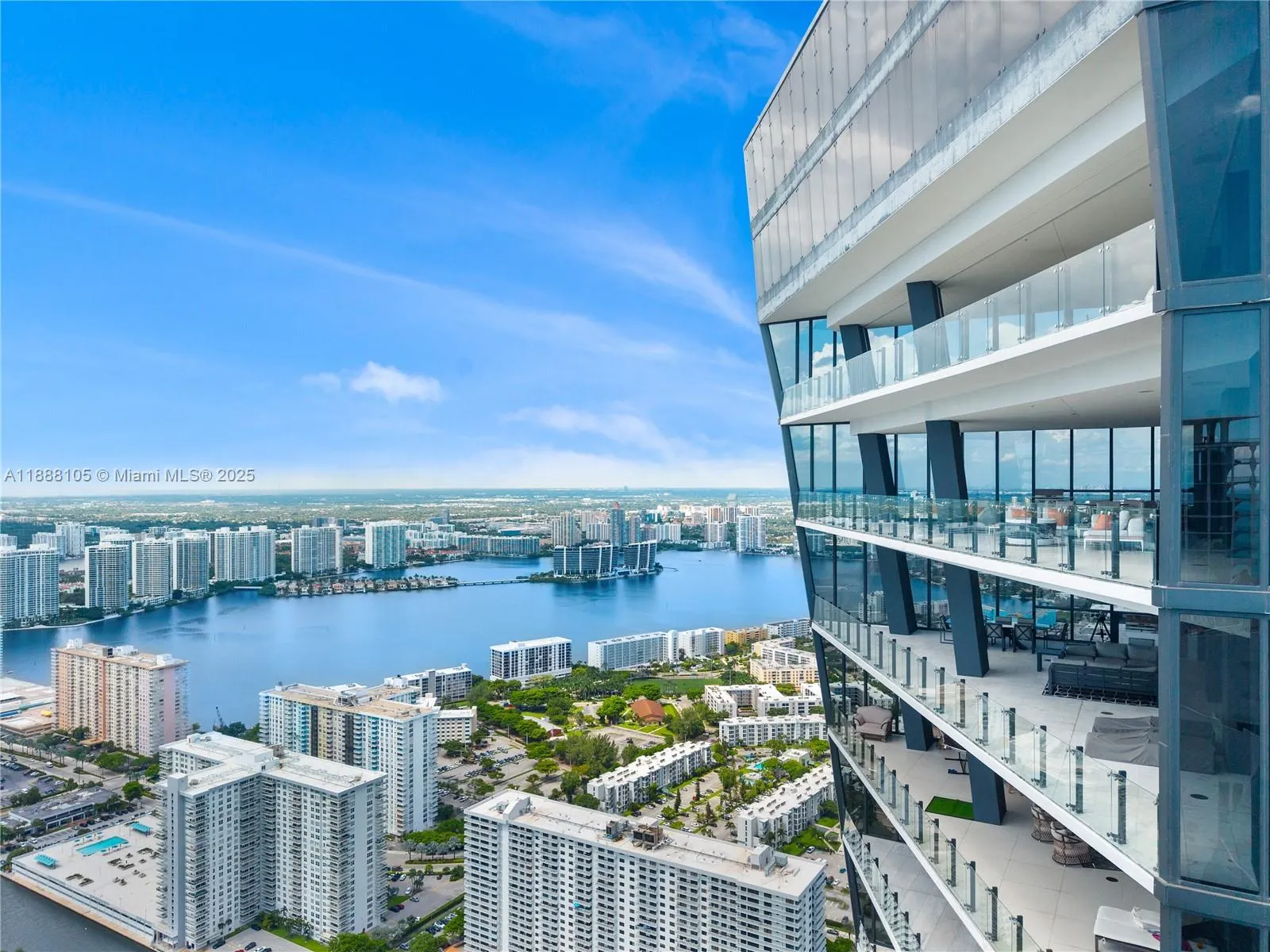 17141 Collins Ave, #LPH-1