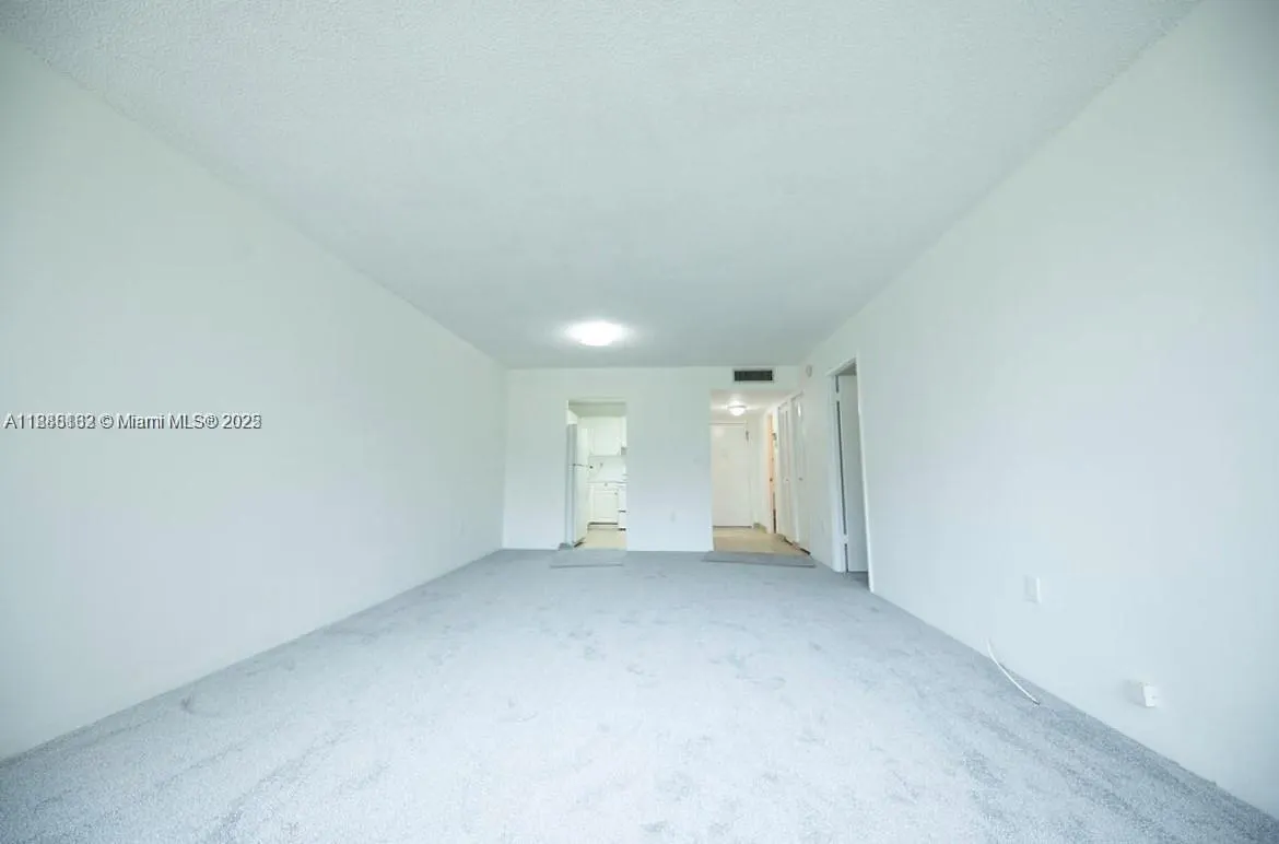 1400 Saint Charles Pl, #222