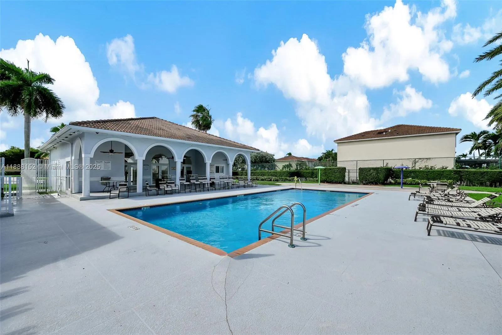 13649 SW 142nd Ter