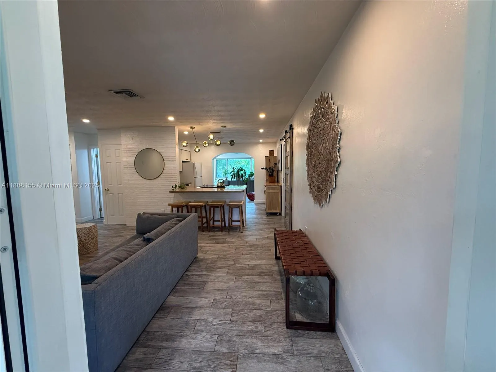 4641 SW 25th Ter