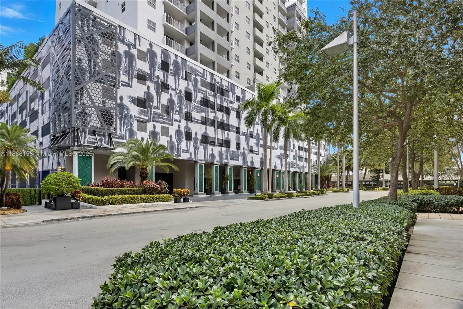 185 SE 14 Terr, #1709