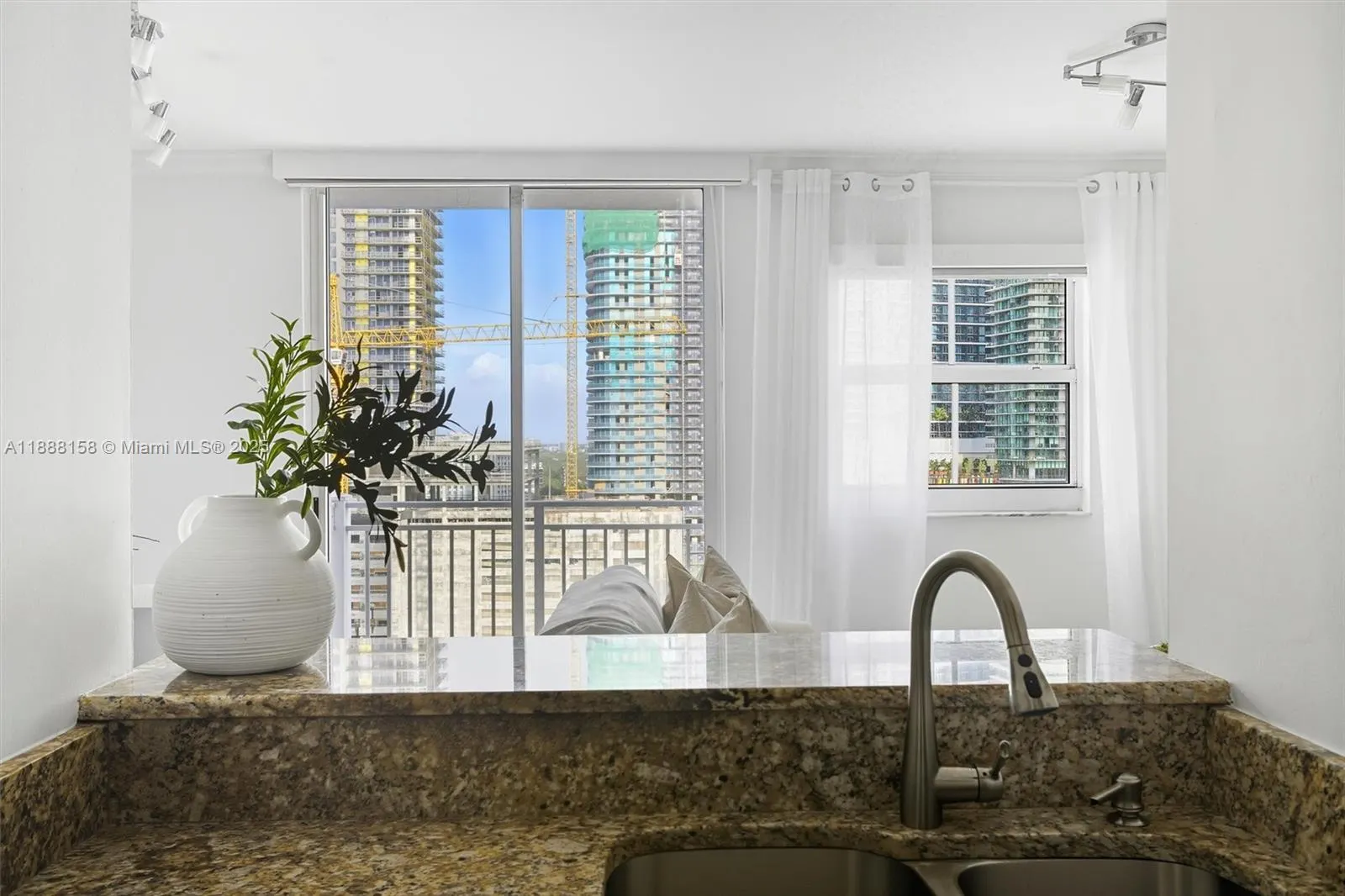 185 SE 14 Terr, #1709