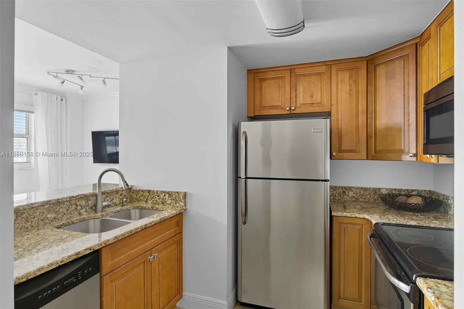 185 SE 14 Terr, #1709