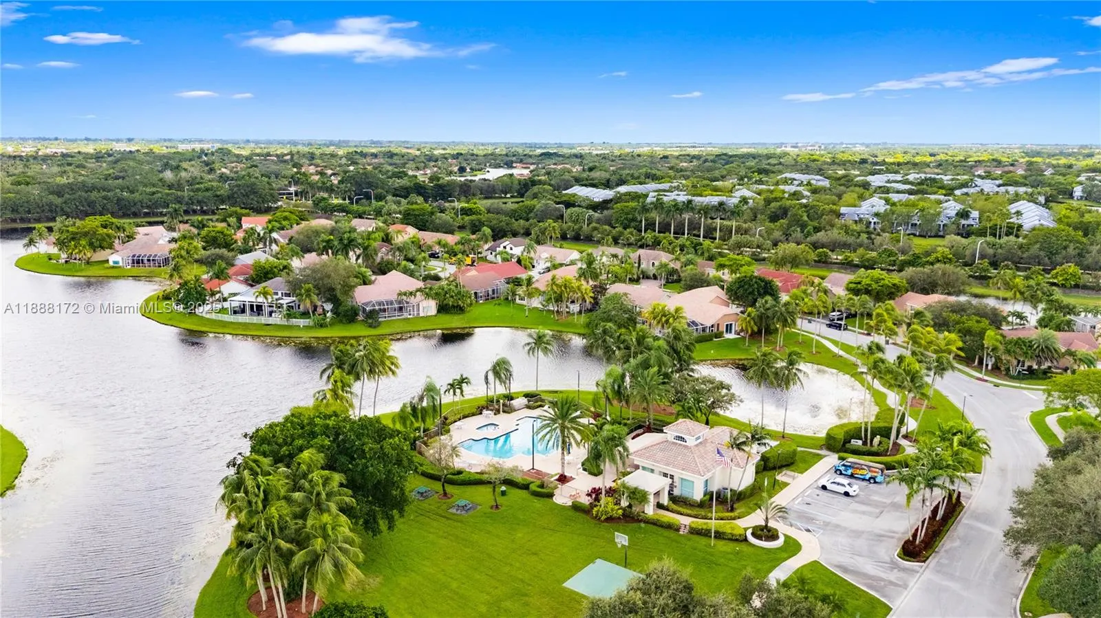 1171 Laguna Springs Dr