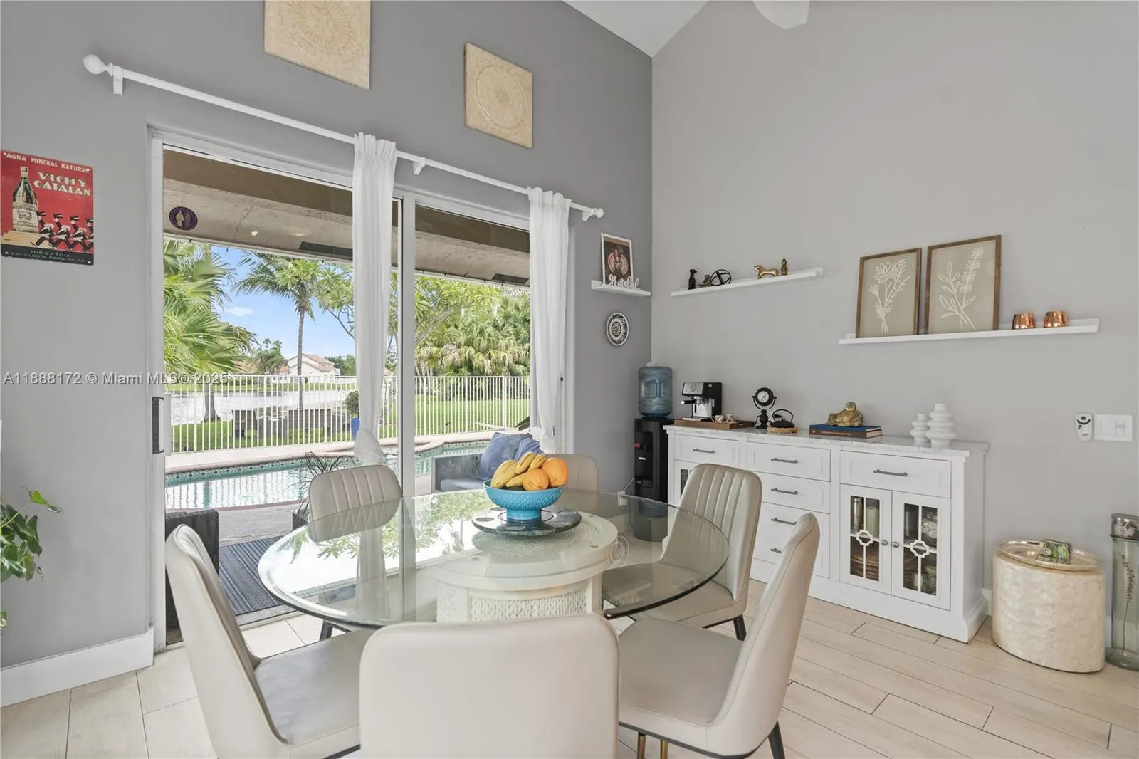 1171 Laguna Springs Dr