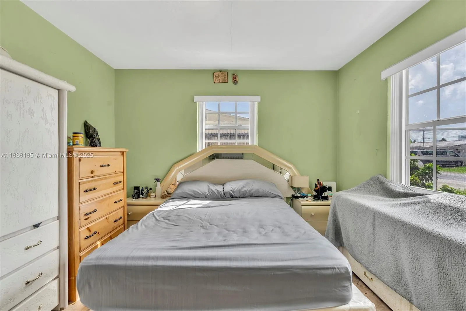 2041 Wellington Rd