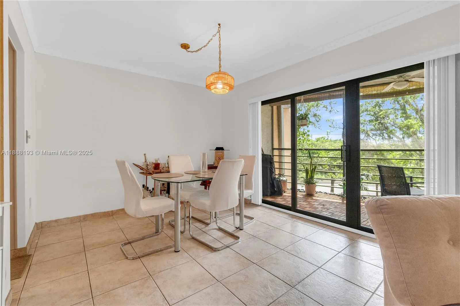 6755 W Broward Blvd, #405