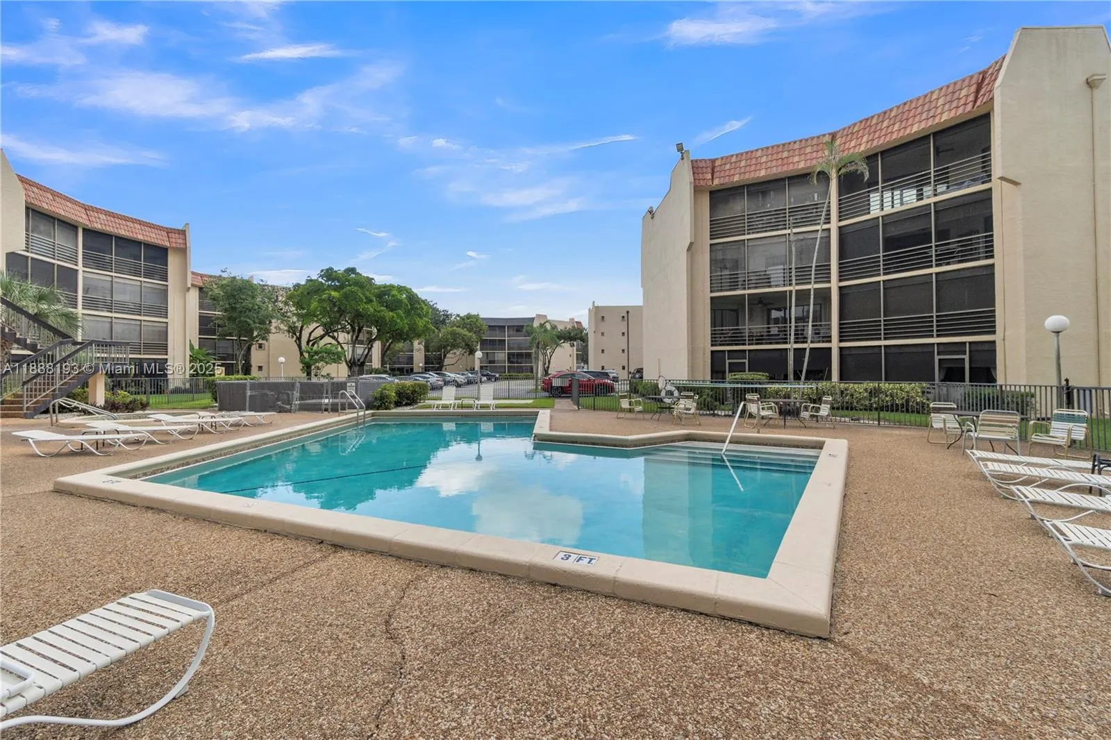 6755 W Broward Blvd, #405