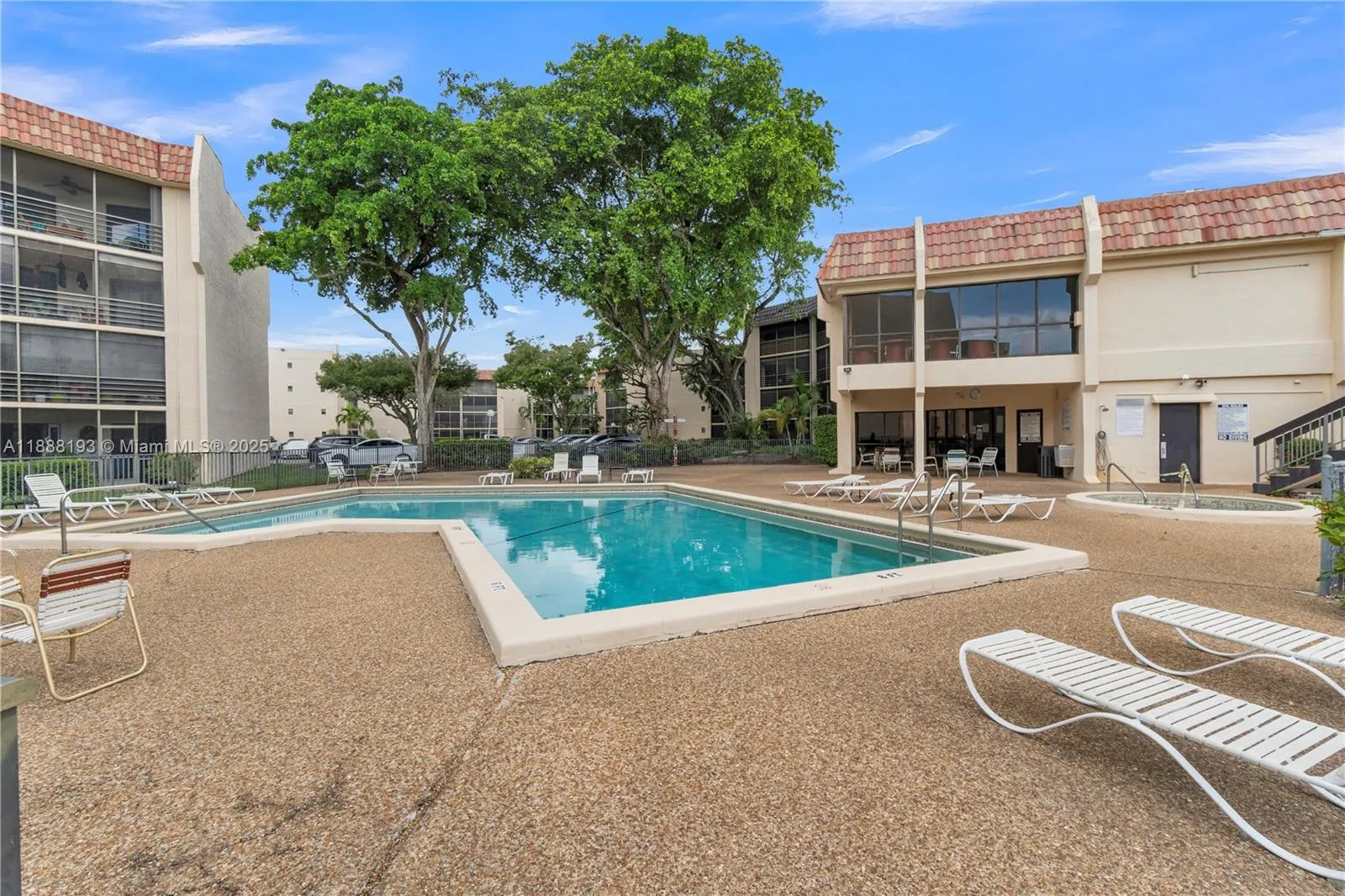 6755 W Broward Blvd, #405